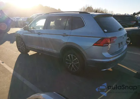 2021 Volkswagen Tiguan 2.0T Se/2.0T Se R-Line Black/2.0T Sel z USA, uszkodzony, nr VIN 3VV2B7AX2MM058980